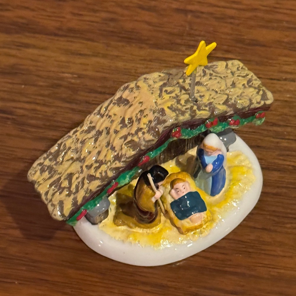 Department 56 Snow Village Nativity Figurine 4030755 Baby Jesus Creche Dept 56 - Picture 5 of 8
